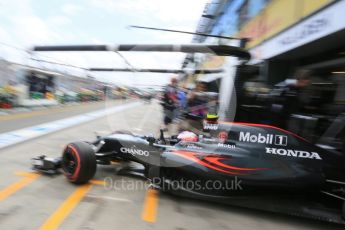World © Octane Photographic Ltd. McLaren Honda MP4-31 – Fernando Alonso. Saturday 19th March 2016, F1 Australian GP Practice 3, Melbourne, Albert Park, Australia. Digital Ref : 1519LB5D1705