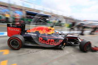 World © Octane Photographic Ltd. Red Bull Racing RB12 – Daniel Ricciardo. Saturday 19th March 2016, F1 Australian GP Practice 3, Melbourne, Albert Park, Australia. Digital Ref : 1519LB5D1755