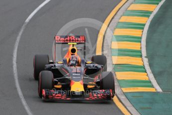 World © Octane Photographic Ltd. Red Bull Racing RB12 - Daniil Kvyat. Saturday 19th March 2016, F1 Australian GP Qualifying, Melbourne, Albert Park, Australia. Digital Ref : 1521LB1D5293