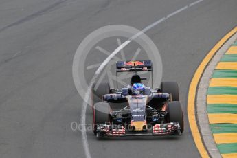 World © Octane Photographic Ltd. Scuderia Toro Rosso STR11 – Max Verstappen Saturday 19th March 2016, F1 Australian GP Qualifying, Melbourne, Albert Park, Australia. Digital Ref : 1521LB1D5354