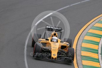 World © Octane Photographic Ltd. Renault Sport F1 Team RS16 - Kevin Magnussen. Saturday 19th March 2016, F1 Australian GP Qualifying, Melbourne, Albert Park, Australia. Digital Ref : 1521LB1D5406