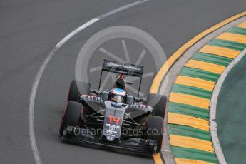 World © Octane Photographic Ltd. McLaren Honda MP4-31 – Fernando Alonso. Saturday 19th March 2016, F1 Australian GP Qualifying, Melbourne, Albert Park, Australia. Digital Ref : 1521LB1D5426