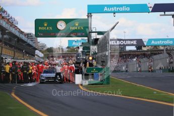 World © Octane Photographic Ltd. Scuderia Ferrari SF16-H – Sebastian Vettel. Sunday 20th March 2016, F1 Australian GP Race, Melbourne, Albert Park, Australia. Digital Ref : 1524LB1D7305
