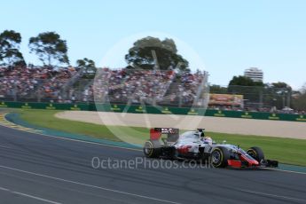 World © Octane Photographic Ltd. Haas F1 Team VF-16 – Romain Grosjean. Sunday 20th March 2016, F1 Australian GP Race, Melbourne, Albert Park, Australia. Digital Ref : 1524LB5D2116