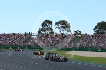 World © Octane Photographic Ltd. McLaren Honda MP4-31 – Jenson Button. Sunday 20th March 2016, F1 Australian GP Race, Melbourne, Albert Park, Australia. Digital Ref : 1524LB5D2171