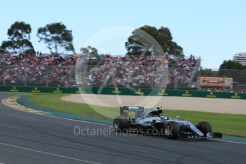 World © Octane Photographic Ltd. Mercedes AMG Petronas W07 Hybrid– Nico Rosberg. Sunday 20th March 2016, F1 Australian GP Race, Melbourne, Albert Park, Australia. Digital Ref : 1524LB5D2204