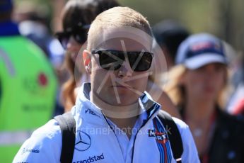 World © Octane Photographic Ltd. Williams Martini Racing - Valtteri Bottas. Sunday 20th March 2016, F1 Australian GP - Melbourne Walk, Melbourne, Albert Park, Australia. Digital Ref : 1522LB1D5941