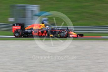 World © Octane Photographic Ltd. Red Bull Racing RB12 – Daniel Ricciardo. Friday 1st July 2016, F1 Austrian GP Practice 1, Red Bull Ring, Spielberg, Austria. Digital Ref : 1598CB5D2749