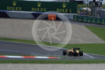 World © Octane Photographic Ltd. Renault Sport F1 Team RS16 - Kevin Magnussen. Friday 1st July 2016, F1 Austrian GP Practice 2, Red Bull Ring, Spielberg, Austria. Digital Ref : 1600LB1D6673