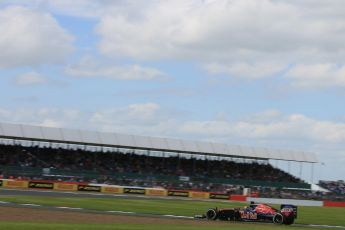World © Octane Photographic Ltd. Scuderia Toro Rosso STR11 – Daniil Kvyat. Friday 8th July 2016, F1 British GP Practice 2, Silverstone, UK. Digital Ref : 1621LB5D5740
