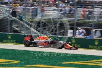 World © Octane Photographic Ltd. Red Bull Racing RB12 – Daniel Ricciardo. Friday 10th June 2016, F1 Canadian GP Practice 2, Circuit Gilles Villeneuve, Montreal, Canada. Digital Ref :1587LB5D9364