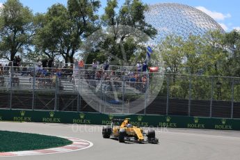 World © Octane Photographic Ltd. Renault Sport F1 Team RS16 – Jolyon Palmer. Friday 10th June 2016, F1 Canadian GP Practice 2, Circuit Gilles Villeneuve, Montreal, Canada. Digital Ref :1587LB5D9698