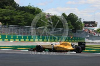 World © Octane Photographic Ltd. Renault Sport F1 Team RS16 - Kevin Magnussen. Friday 10th June 2016, F1 Canadian GP Practice 2, Circuit Gilles Villeneuve, Montreal, Canada. Digital Ref :1587LB5D9794