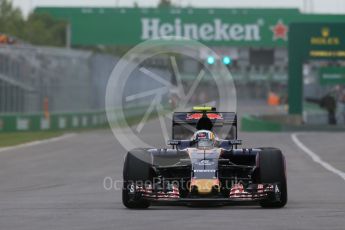 World © Octane Photographic Ltd. Scuderia Toro Rosso STR11 – Carlos Sainz. Saturday 11th June 2016, F1 Canadian GP Qualifying, Circuit Gilles Villeneuve, Montreal, Canada. Digital Ref :1589LB1D1540