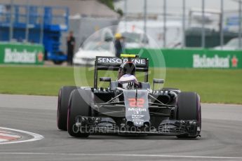 World © Octane Photographic Ltd. McLaren Honda MP4-31 – Jenson Button. Saturday 11th June 2016, F1 Canadian GP Qualifying, Circuit Gilles Villeneuve, Montreal, Canada. Digital Ref :1589LB1D1674