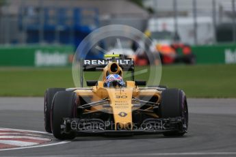 World © Octane Photographic Ltd. Renault Sport F1 Team RS16 – Jolyon Palmer. Saturday 11th June 2016, F1 Canadian GP Qualifying, Circuit Gilles Villeneuve, Montreal, Canada. Digital Ref :1589LB1D1739