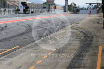 World © Octane Photographic Ltd. tyre marks in the pitlane. Tuesday 17th May 2016, F1 Spanish GP In-season testing, Circuit de Barcelona Catalunya, Spain. Digital Ref :1555CB1D3348
