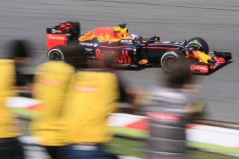 World © Octane Photographic Ltd. Red Bull Racing RB12 – Daniel Ricciardo and Renault Sport. Tuesday 17th May 2016, F1 Spanish GP In-season testing, Circuit de Barcelona Catalunya, Spain. Digital Ref : 1555CB7D8810