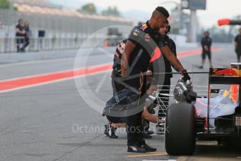 World © Octane Photographic Ltd. Red Bull Racing RB12 – Daniel Ricciardo. Tuesday 17th May 2016, F1 Spanish In-season testing, Circuit de Barcelona Catalunya, Spain. Digital Ref : 1555LB1D9272