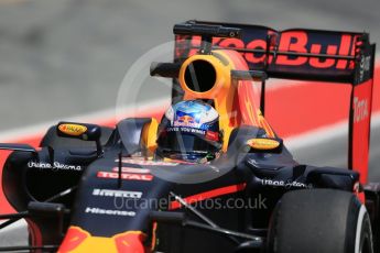 World © Octane Photographic Ltd. Scuderia Toro Rosso STR11 – Pierre Gasly. Tuesday 17th May 2016, F1 Spanish In-season testing, Circuit de Barcelona Catalunya, Spain. Digital Ref : 1555LB1D9484