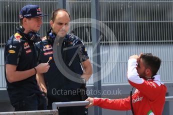 World © Octane Photographic Ltd. Scuderia Toro Rosso - Daniil Kyat talks with Scuderia Ferrari – Antonio Fuoco. Tuesday 17th May 2016, F1 Spanish In-season testing, Circuit de Barcelona Catalunya, Spain. Digital Ref : 1555LB1D9591