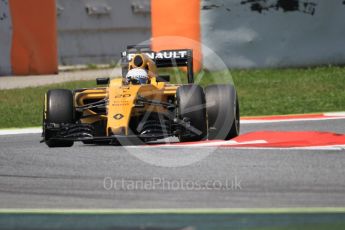 World © Octane Photographic Ltd. Renault Sport F1 Team RS16 – Kevin Magnussen. Wednesday 18th May 2016, F1 Spanish GP In-season testing, Circuit de Barcelona Catalunya, Spain. Digital Ref :