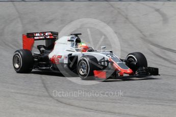 World © Octane Photographic Ltd. Haas F1 Team VF-16 - Esteban Gutierrez. Wednesday 18th May 2016, F1 Spanish GP In-season testing, Circuit de Barcelona Catalunya, Spain. Digital Ref : 1556CB1D4138