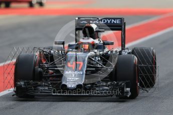 World © Octane Photographic Ltd. McLaren Honda MP4-31 – Stoffel Vandoorne. Wednesday 18th May 2016, F1 Spanish GP In-season testing, Circuit de Barcelona Catalunya, Spain. Digital Ref : 1556CB7D9151