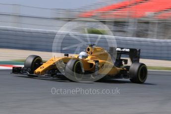 World © Octane Photographic Ltd. Renault Sport F1 Team RS16 – Kevin Magnussen. Wednesday 18th May 2016, F1 Spanish GP In-season testing, Circuit de Barcelona Catalunya, Spain. Digital Ref : 1556CB7D9226