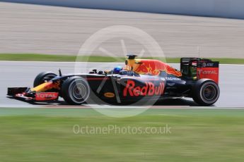 World © Octane Photographic Ltd. Red Bull Racing RB12 – Max Verstappen. Wednesday 18th May 2016, F1 Spanish GP In-season testing, Circuit de Barcelona Catalunya, Spain. Digital Ref : 1556CB7D9321