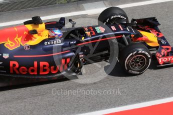 World © Octane Photographic Ltd. Red Bull Racing RB12 – Max Verstappen. Wednesday 18th May 2016, F1 Spanish GP In-season testing, Circuit de Barcelona Catalunya, Spain. Digital Ref : 1556CB7D9509