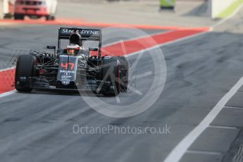 World © Octane Photographic Ltd. McLaren Honda MP4-31 – Stoffel Vandoorne. Wednesday 18th May 2016, F1 Spanish GP In-season testing, Circuit de Barcelona Catalunya, Spain. Digital Ref : 1556LB1D0307