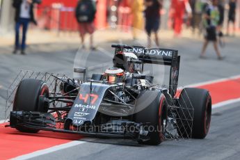World © Octane Photographic Ltd. McLaren Honda MP4-31 – Stoffel Vandoorne. Wednesday 18th May 2016, F1 Spanish GP In-season testing, Circuit de Barcelona Catalunya, Spain. Digital Ref : 1556LB1D0323