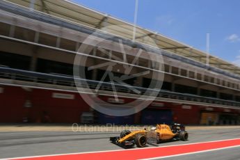 World © Octane Photographic Ltd. Renault Sport F1 Team RS16 – Kevin Magnussen. Wednesday 18th May 2016, F1 Spanish GP In-season testing, Circuit de Barcelona Catalunya, Spain. Digital Ref : 1556LB5D4931