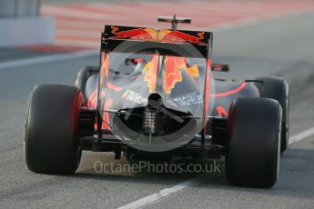 World © Octane Photographic Ltd. Red Bull Racing-TAG Heuer RB12 – Daniil Kvyat. Thursday 25th February 2016, F1 Winter testing, Circuit de Barcelona Catalunya, Spain, Day 4. Digital Ref : 1507LB1D2154