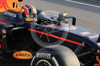 World © Octane Photographic Ltd. Red Bull Racing-TAG Heuer RB12 – Daniil Kvyat. Thursday 25th February 2016, F1 Winter testing, Circuit de Barcelona Catalunya, Spain, Day 4. Digital Ref : 1507LB1D2516
