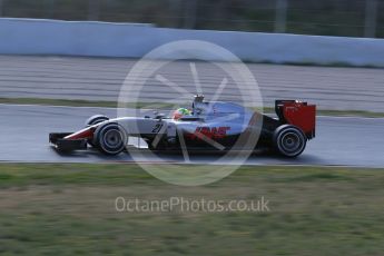 World © Octane Photographic Ltd. Haas F1 Team VF-16 – Esteban Gutierrez. Thursday 25th February 2016, F1 Winter testing, Circuit de Barcelona Catalunya, Spain, Day 4. Digital Ref : 1507LB1D3329