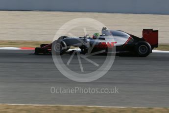 World © Octane Photographic Ltd. Haas F1 Team VF-16 – Esteban Gutierrez. Thursday 25th February 2016, F1 Winter testing, Circuit de Barcelona Catalunya, Spain, Day 4. Digital Ref : 1507LB1D3495