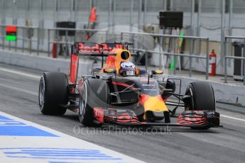 World © Octane Photographic Ltd. Red Bull Racing-TAG Heuer RB12 - Daniel Ricciardo. Wednesday 2nd March 2016, F1 Winter testing, Circuit de Barcelona Catalunya, Spain, Day 6. Digital Ref : 1509LB1D5403