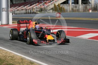World © Octane Photographic Ltd. Red Bull Racing-TAG Heuer RB12 - Daniel Ricciardo. Wednesday 2nd March 2016, F1 Winter testing, Circuit de Barcelona Catalunya, Spain, Day 6. Digital Ref : 1509LB1D5873