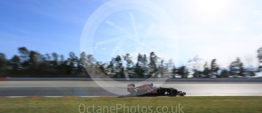 World © Octane Photographic Ltd. Scuderia Toro Rosso STR11 – Carlos Sainz. Wednesday 2nd March 2016, F1 Winter testing, Circuit de Barcelona Catalunya, Spain, Day 6. Digital Ref : 1509LB5D9661