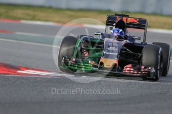 World © Octane Photographic Ltd. Scuderia Toro Rosso STR11 – Max Verstappen. Thursday 3rd March 2016, F1 Winter testing, Circuit de Barcelona Catalunya, Spain, Day 7. Digital Ref : 1510LB1D6573