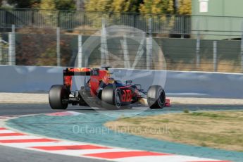 World © Octane Photographic Ltd. Red Bull Racing-TAG Heuer RB12– Daniel Ricciardo. Friday 4th March 2016, F1 Winter testing, Circuit de Barcelona Catalunya, Spain, Day 8. Digital Ref : 1511LB1D9316