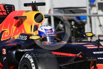World © Octane Photographic Ltd. Red Bull Racing-TAG Heuer RB12– Daniel Ricciardo. Friday 4th March 2016, F1 Winter testing, Circuit de Barcelona Catalunya, Spain, Day 8. Digital Ref : 1511LB1D9469