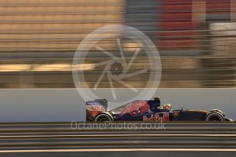 World © Octane Photographic Ltd. Scuderia Toro Rosso STR11 – Carlos Sainz. Friday 4th March 2016, F1 Winter testing, Circuit de Barcelona Catalunya, Spain, Day 8. Digital Ref : 1511LB5D0182