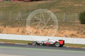 World © Octane Photographic Ltd. Haas F1 Team VF-16 – Romain Grosjean. Friday 4th March 2016, F1 Winter testing, Circuit de Barcelona Catalunya, Spain, Day 8. Digital Ref : 1511LB5D0458