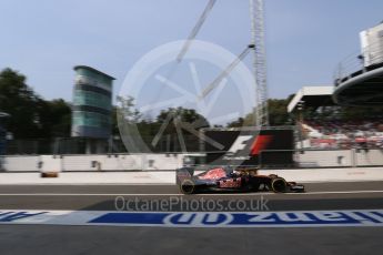 World © Octane Photographic Ltd. Scuderia Toro Rosso STR11 – Carlos Sainz. Saturday 3rd September 2016, F1 Italian GP Practice 3, Monza, Italy. Digital Ref :1704LB2D6440
