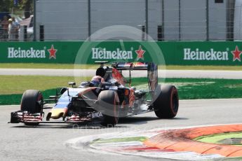 World © Octane Photographic Ltd. Scuderia Toro Rosso STR11 – Daniil Kvyat. Saturday 3rd September 2016, F1 Italian GP Qualifying, Monza, Italy. Digital Ref :1705LB1D8083