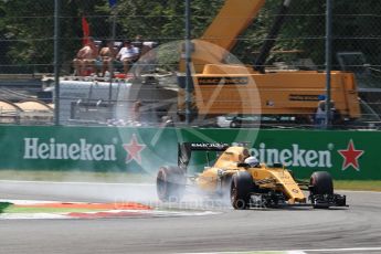World © Octane Photographic Ltd. Renault Sport F1 Team RS16 - Kevin Magnussen. Saturday 3rd September 2016, F1 Italian GP Qualifying, Monza, Italy. Digital Ref :1705LB1D8109
