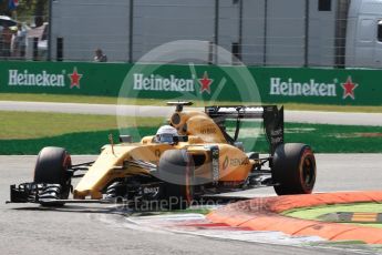 World © Octane Photographic Ltd. Renault Sport F1 Team RS16 - Kevin Magnussen. Saturday 3rd September 2016, F1 Italian GP Qualifying, Monza, Italy. Digital Ref :1705LB1D8118